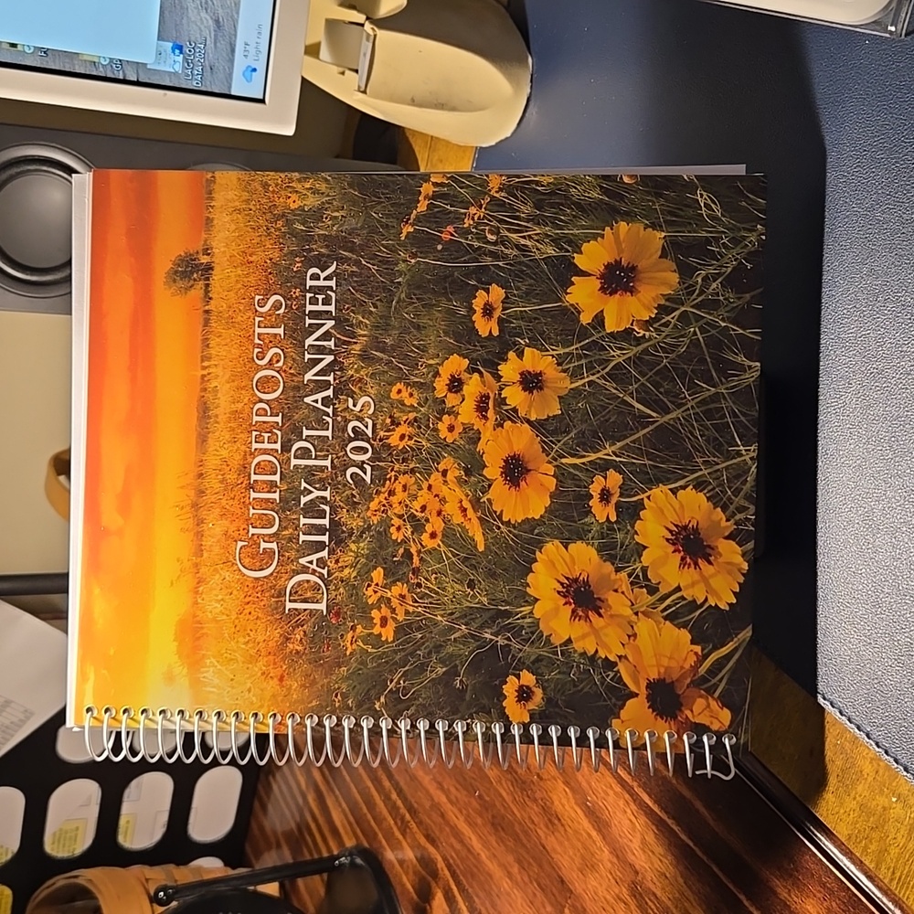 Guideposts Daily Planner for 2025